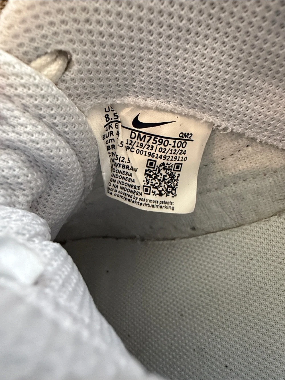 Nike Woman’s Court Legacy Shoes